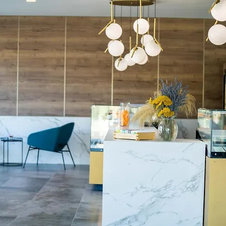 Hvd Reina Del Mar - Premium Service & Free Parking