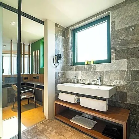 Hotel Hvd Reina Del Mar - Premium Service & Free Parking Obzor