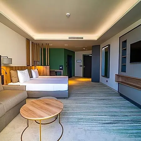 Hotel Hvd Reina Del Mar - Premium Service & Free Parking Obzor