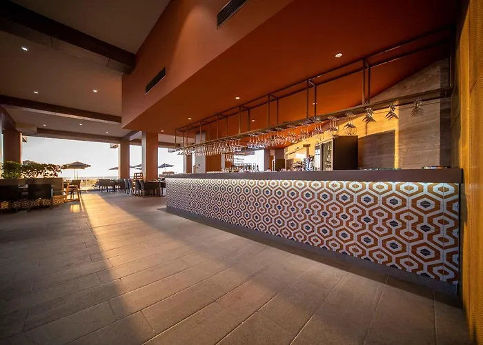 Hvd Reina Del Mar - Premium Service & Free Parking