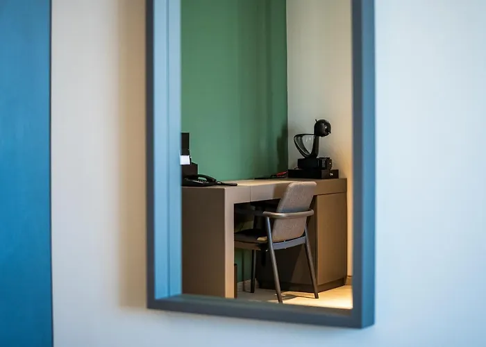 Hvd Reina Del Mar - Premium Service & Free Parking Хотел Обзор