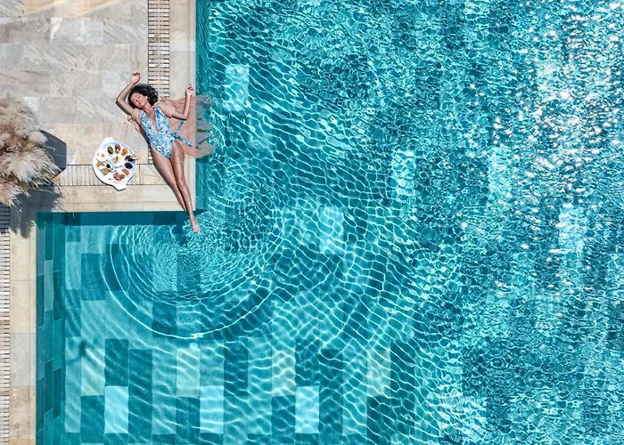 Hvd Reina Del Mar - Premium Service & Free Parking Hotel