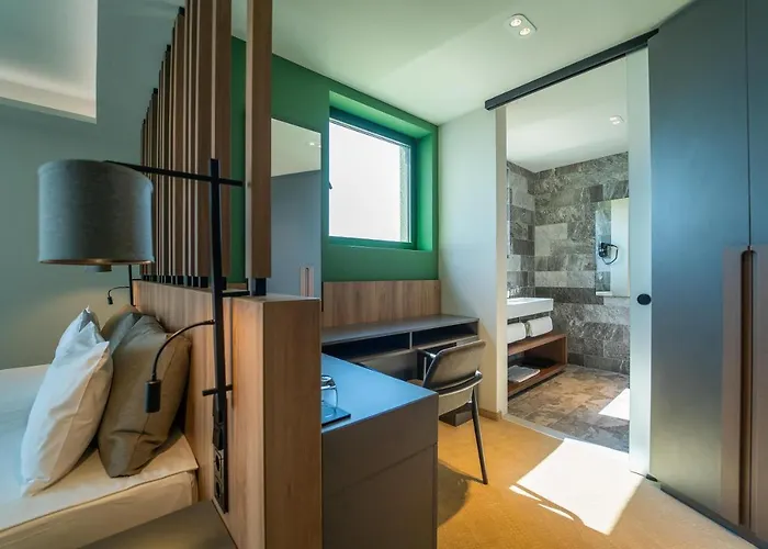 Hvd Reina Del Mar - Premium Service & Free Parking מלון 5*