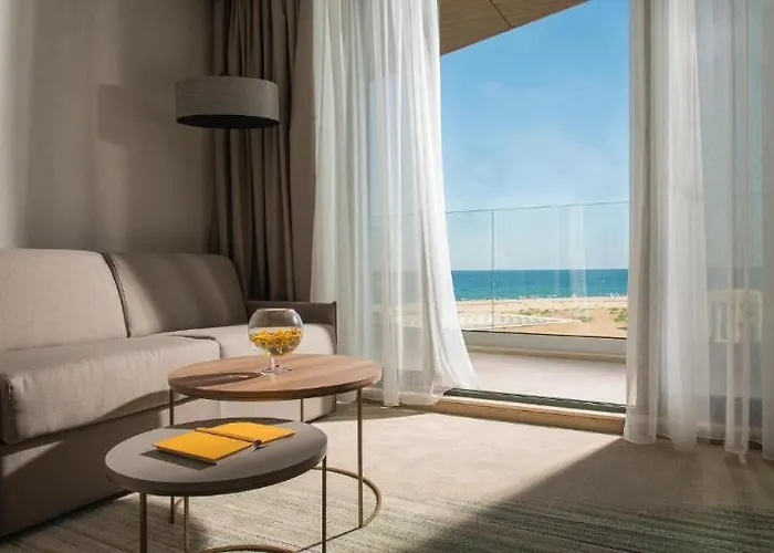 Hvd Reina Del Mar - Premium Service & Free Parking